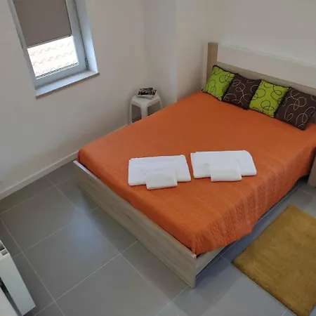 Apartament Sandowav - Modern Steps From The *