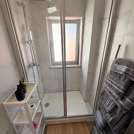Sandowav - Modern Steps From The Apartment Nazaré